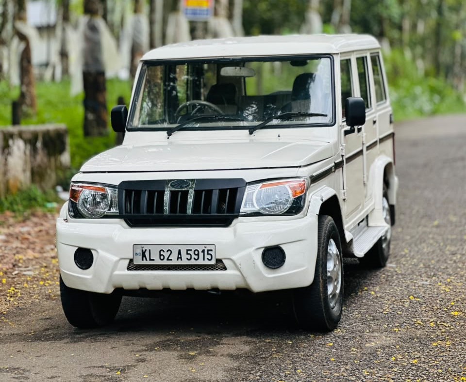 Mahindra BOLERO  2013