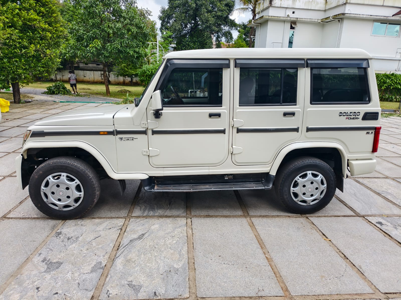 Mahindra BOLERO SLX 2019 POWER+